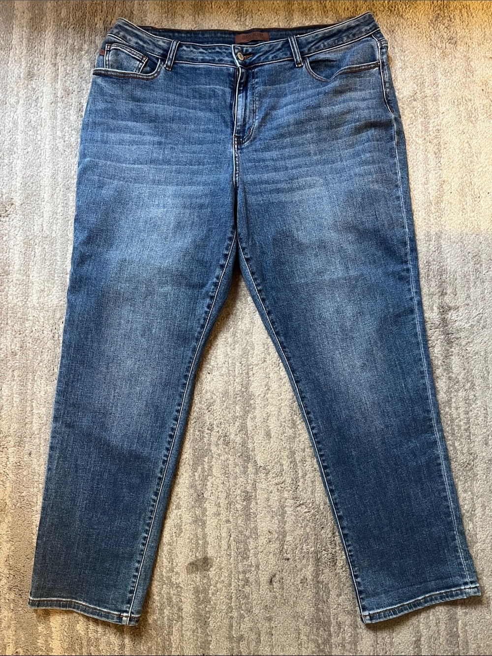 JUDY BLUE Boyfriend Fit Jeans - Size 20w